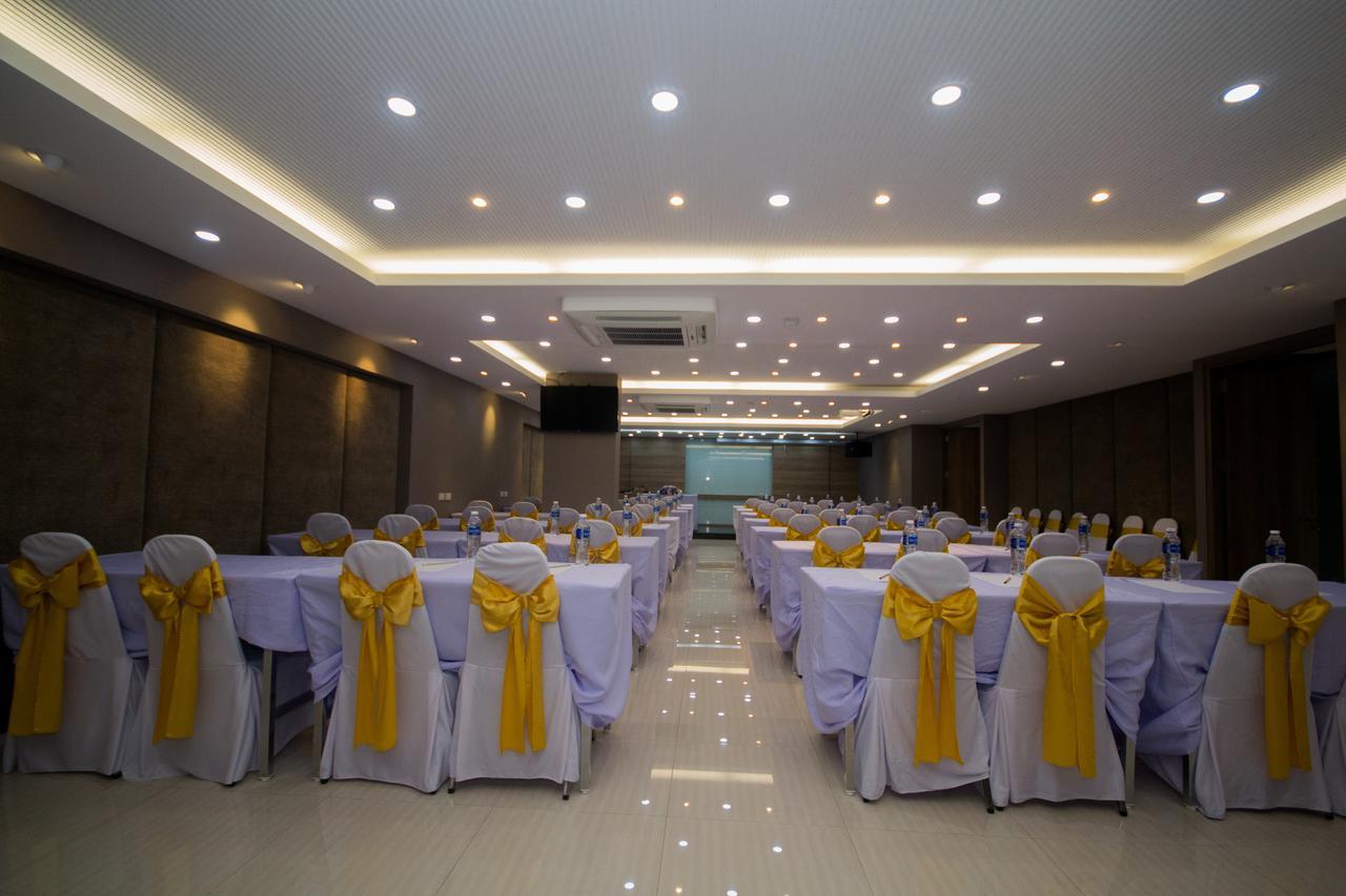 Villa Baron Sha Plus Nonthaburi Exteriör bild